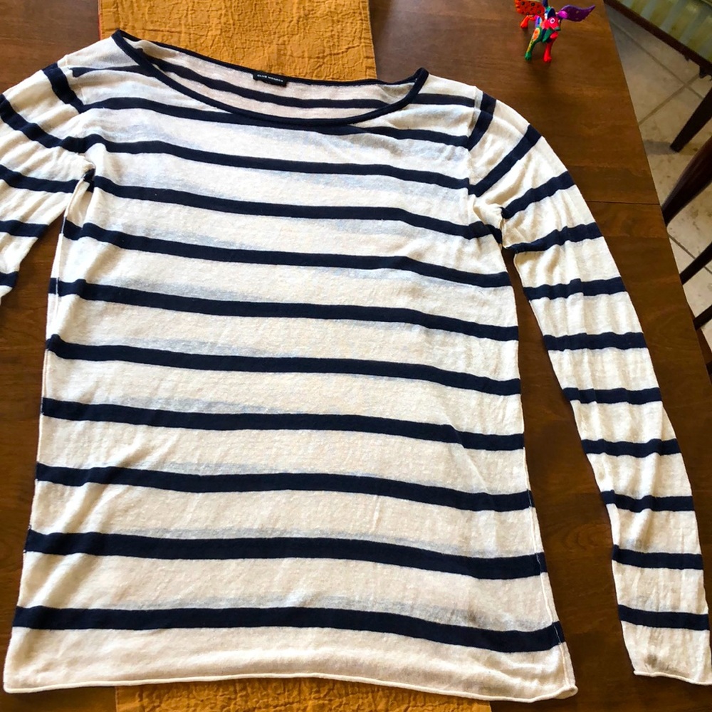 Club Monaco Sheer Linen knit Sweater. Size Large.
